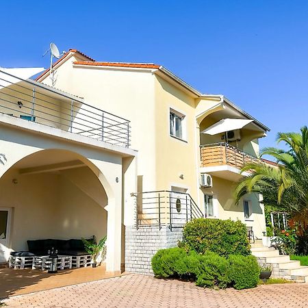 Sunside Apartments Pula Exterior foto